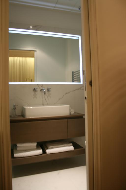 Cirque Deluxe Studio Apartment Paris Exteriör bild